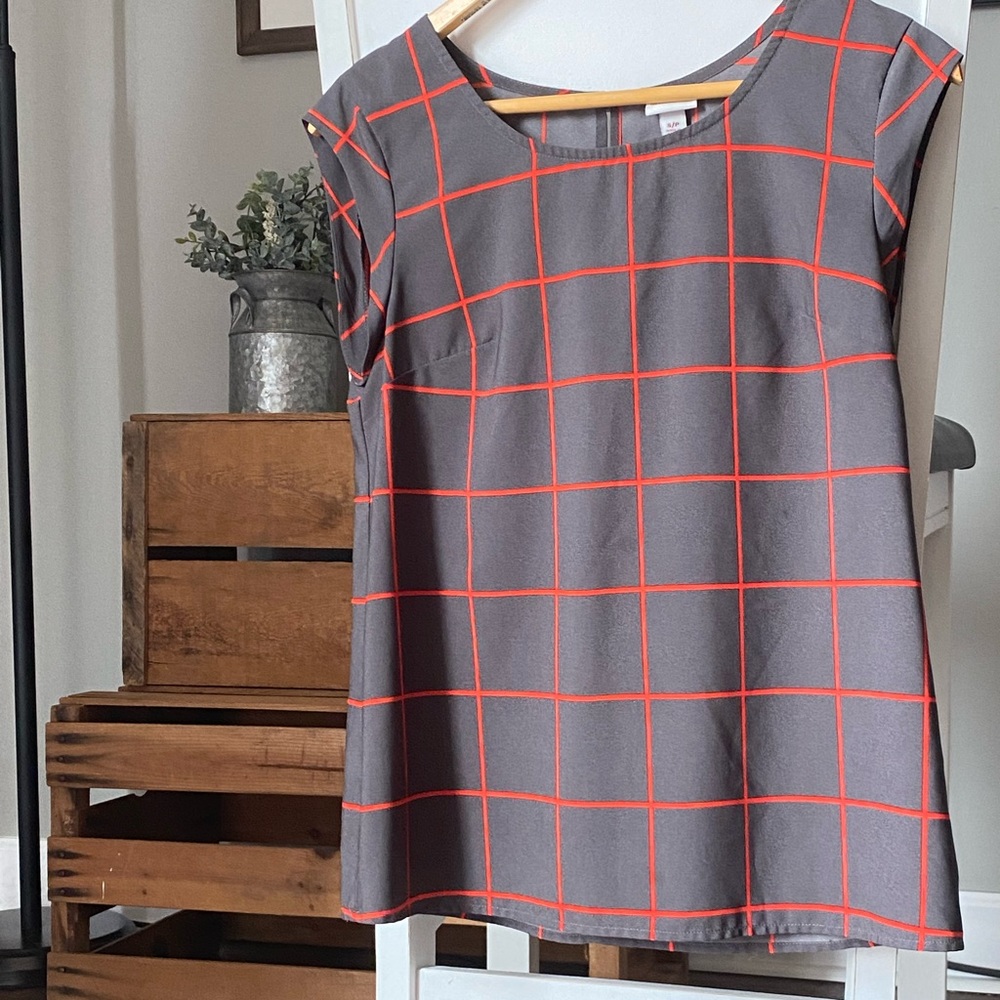 Short sleeve blouse
